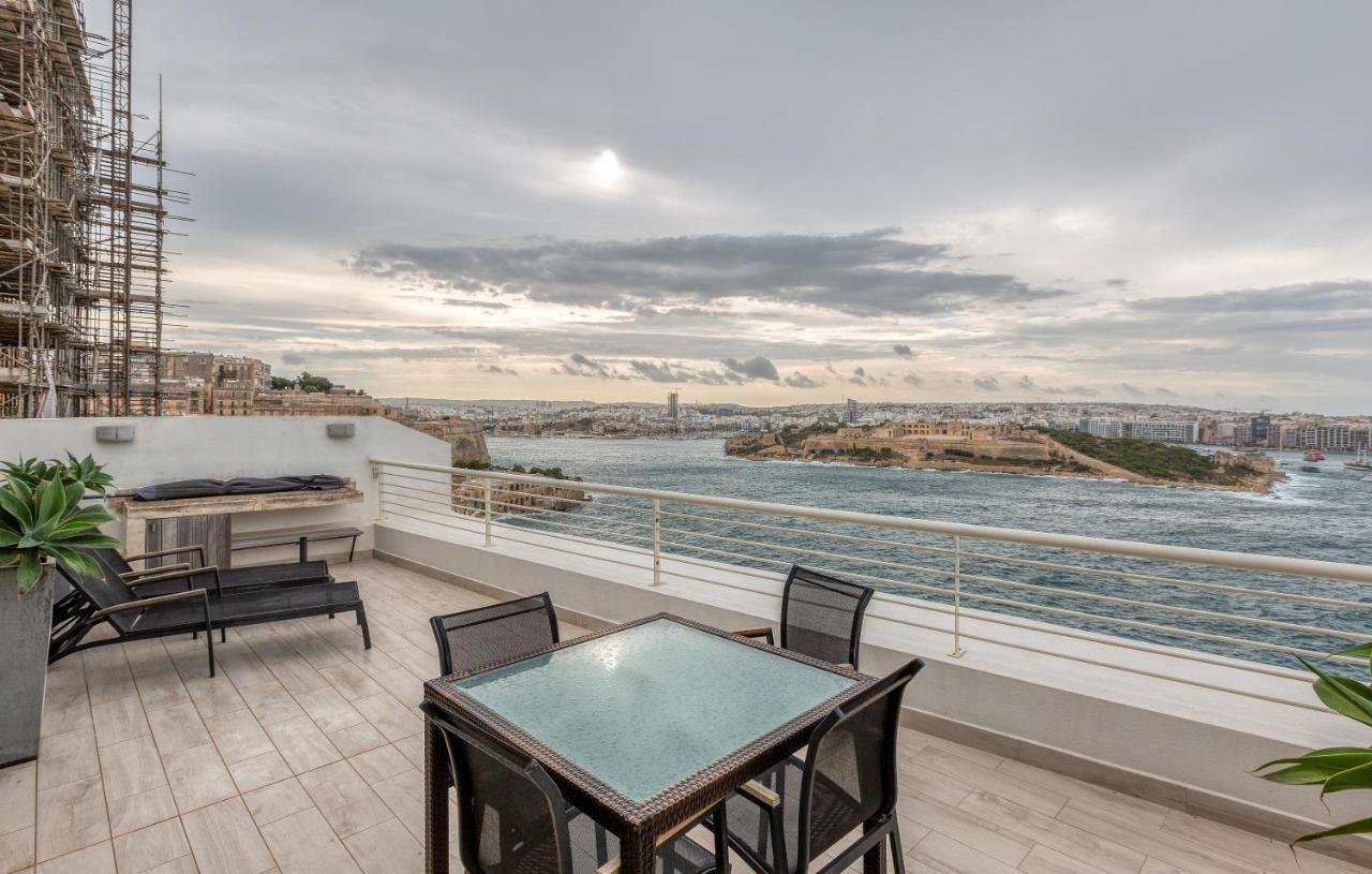49/3 Seafront Duplex Penthouse In Valletta Exterior foto